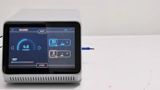 เครื่องกำจัดเส้นเลือดขอดแบบความยาวคลื่นคู่ 1940 นาโนเมตรเลเซอร์ไดโอด EVLT